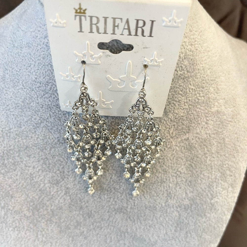 Trifari Pearlence Chandelier Rhinestone Long Earrings NWT